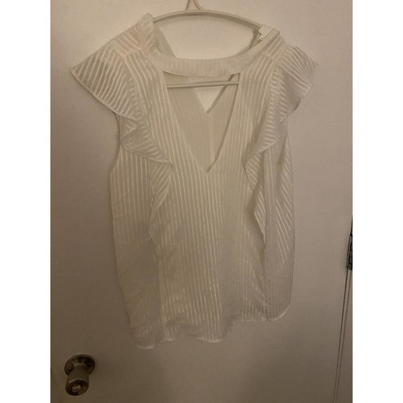 ASTR Chiffon choker collar ruffle top sleeveless Blouse white size medium - Picture 5 of 5